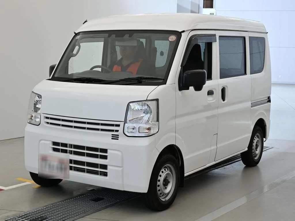 Nissan NV100 Clipper DR17V 2022